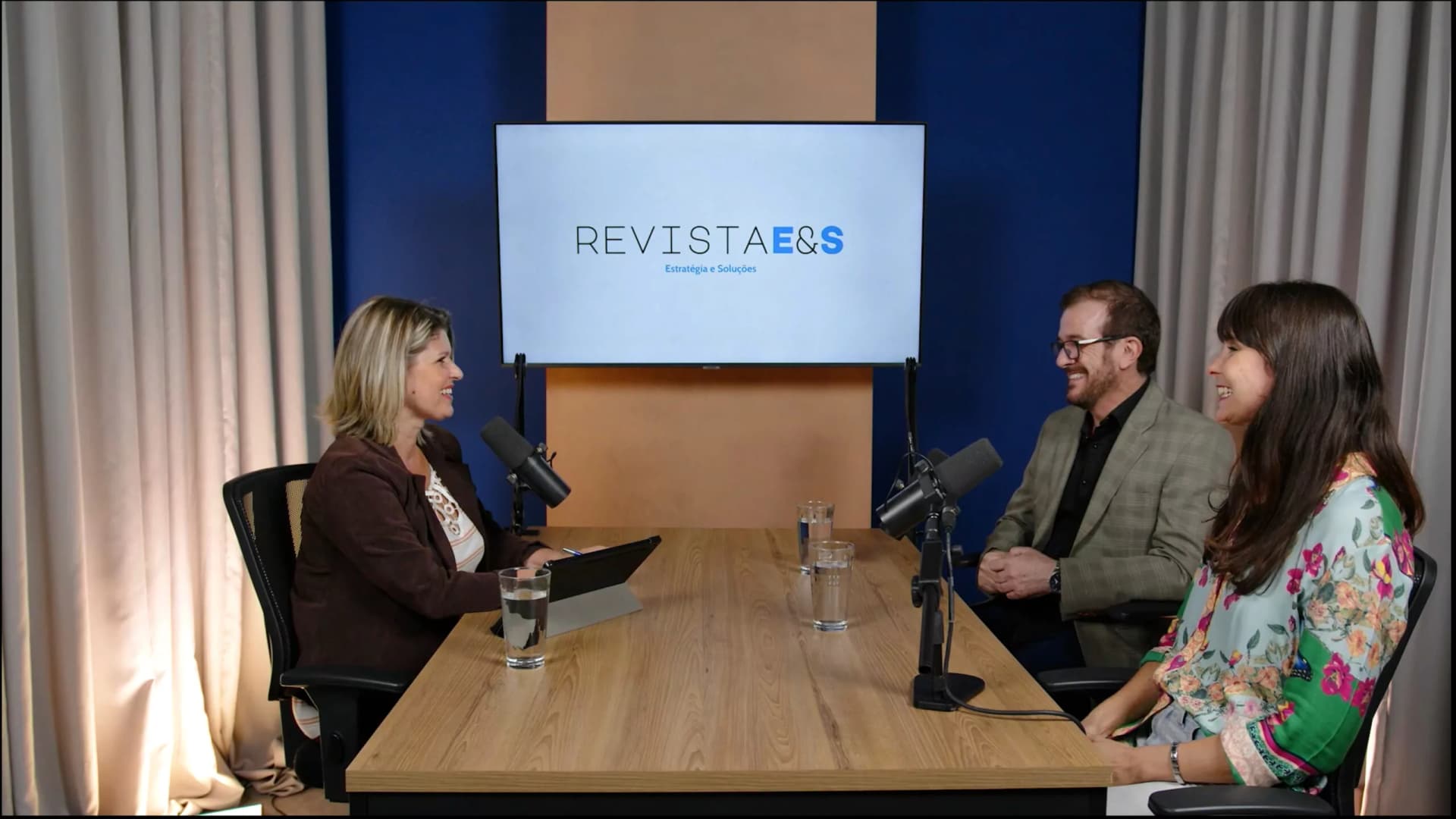 Conversa empreendedora: oportunidades de negócio e criação da proposta de valor